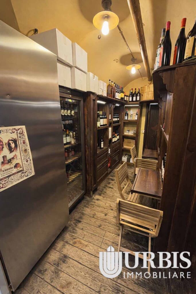 Azienda – Piazza del Comune