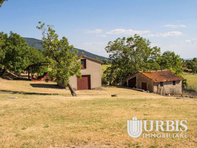 Complesso Immobiliare – Loc. Petrata